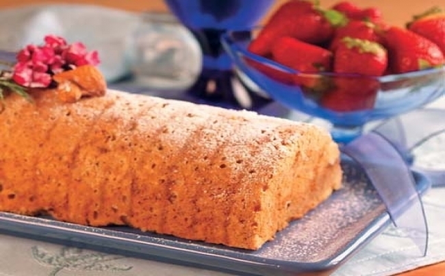 Pan húmedo de fresas